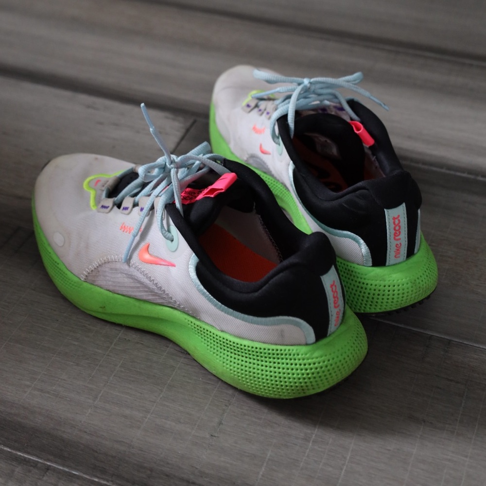 Women’s Nike React Escape Run Running Shoe, Size … - image 8